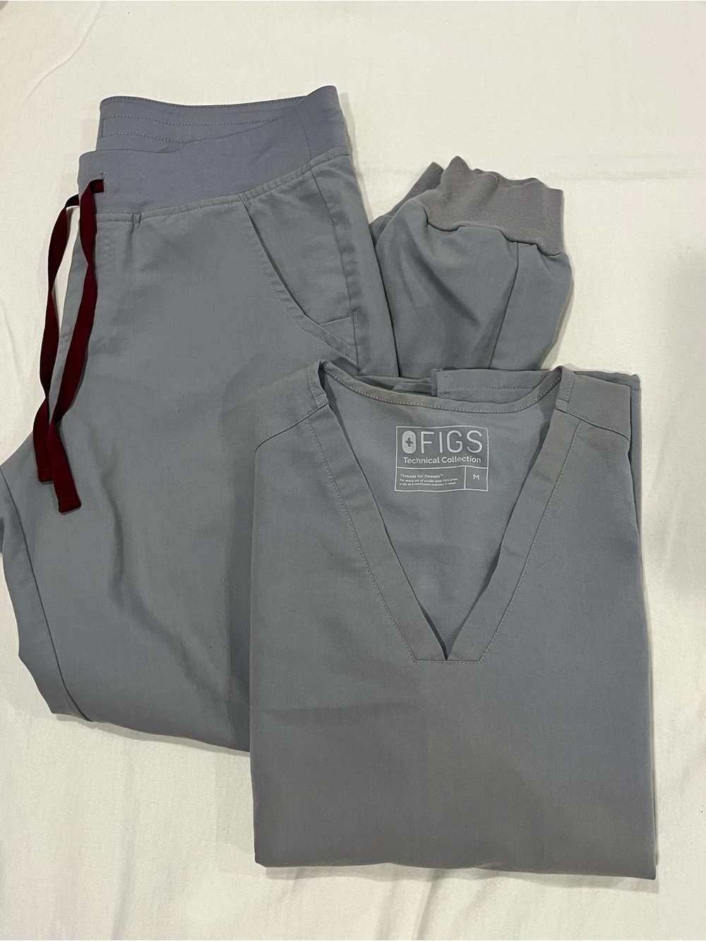 FIGS Scrub Set Medium